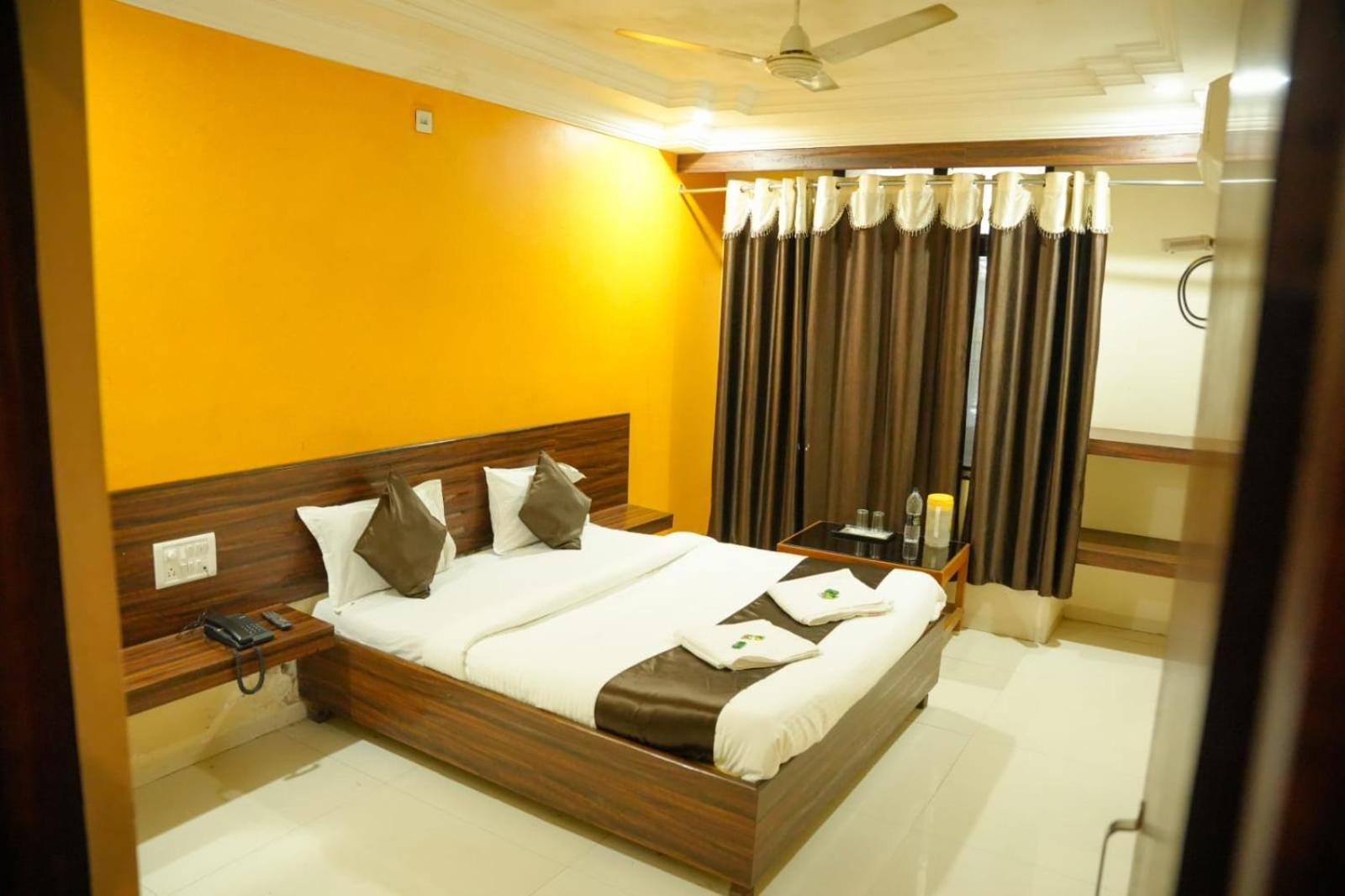 Hotel Sachidanand Shirdi Exterior foto